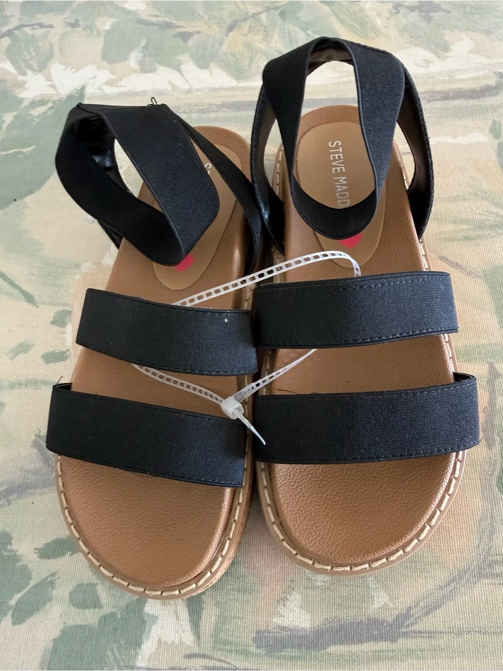 Steve Madden Girls' Avril Size 1 Jarvik 001-Black